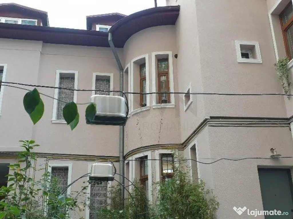 Casa renovata integral curte individuala Ferdinand