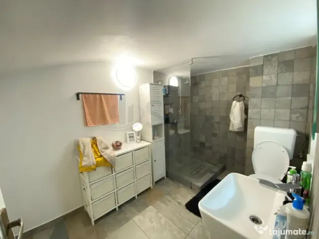 Casa renovata integral curte individuala Ferdinand