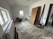 Casa spatioasa P+1 renovata disponibila pentru locuit imedia
