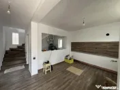 Casa spatioasa P+1 renovata disponibila pentru locuit imedia