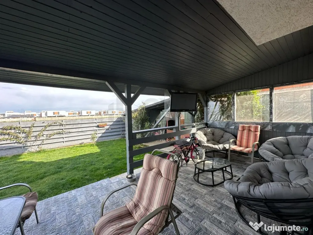 Vila 5 camere Tunari