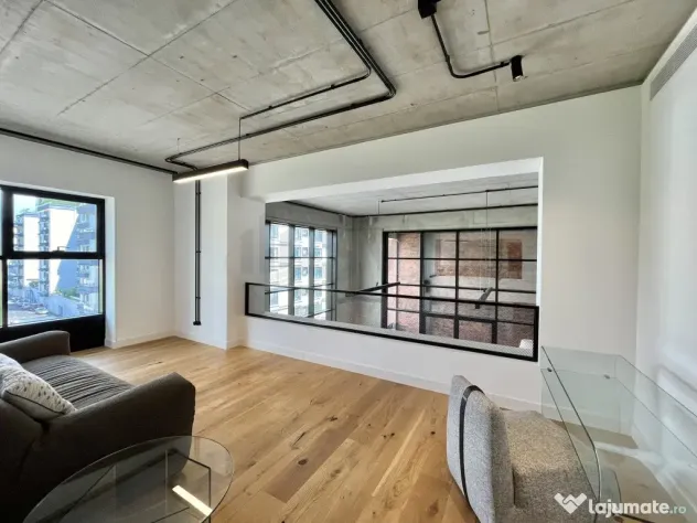 Apartament tip loft I 4 camere I Design industrial in Flo...