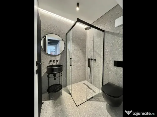 Apartament tip loft I 4 camere I Design industrial in Flo...