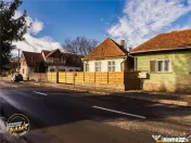 Casa din lemn, teren 384 mp: oportunitate renovare, Simeria 