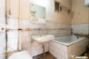 Casa din lemn, teren 384 mp: oportunitate renovare, Simeria 