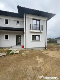 Duplex 109 mp, izolație termică și fonică superioară, C