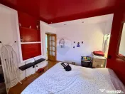 Apartament cu 4 camere de vânzare pe Strada Longinescu 