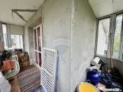 Apartament cu 4 camere de vânzare pe Strada Longinescu 