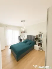 Apartament premium cu 4 camere, terasă de 30 mp și parcare 