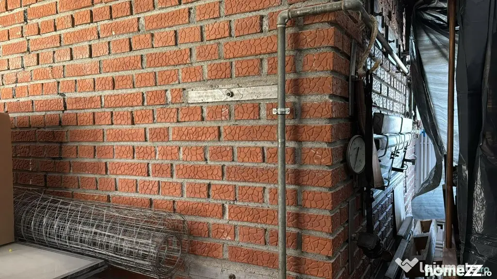 Spațiu de închiriat potrivit pentru brutărie, patiserie, producție, central