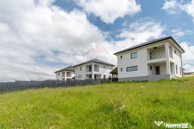 Casa individuala de vanzare in Jucu / Luminis
