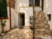 Apartament 3 camere pe două niveluri - în Piața Ovidiu 