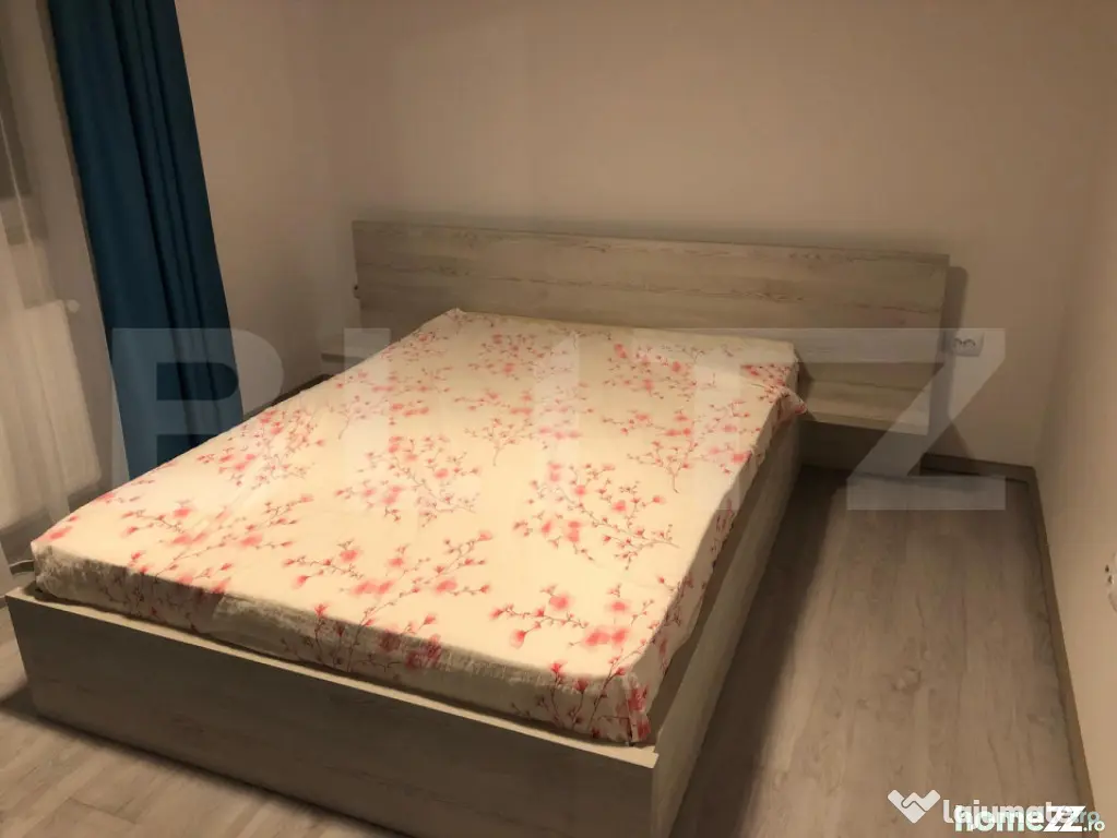 Apartament 3 camere, 63 mp, parcare, zona Teilor