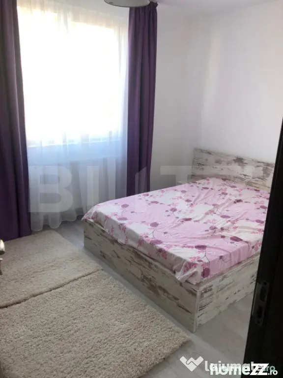 Apartament 3 camere, 63 mp, parcare, zona Teilor