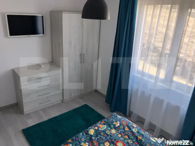 Apartament 3 camere, 63 mp, parcare, zona Teilor