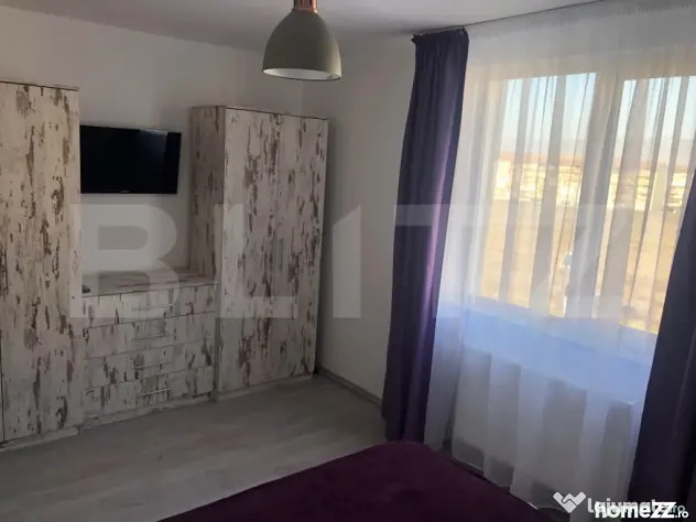 Apartament 3 camere, 63 mp, parcare, zona Teilor