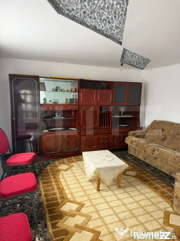 Casa Dumbraveni, 1000mp teren, 4 camere.