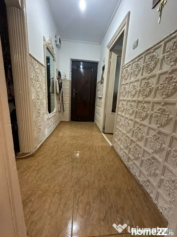 Apartament 3 camere decomandat, Calarasi 4.