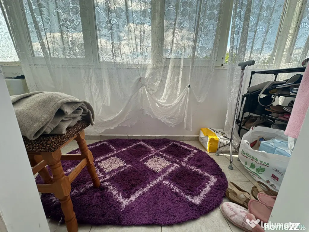 Apartament 3 camere decomandat, Calarasi 4.