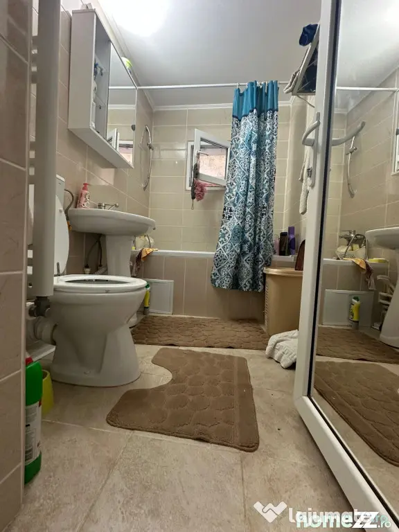 Apartament 3 camere decomandat, Calarasi 4.
