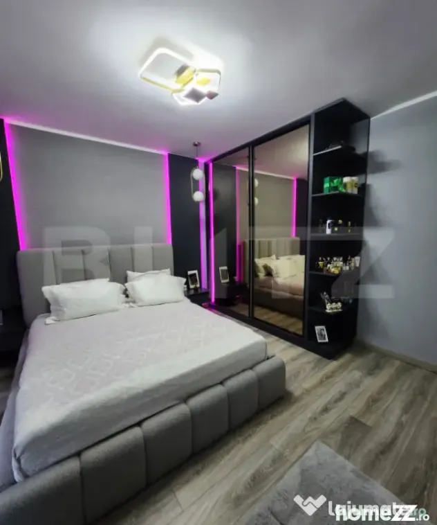 Apartament 3 camere, 70 mp, 2 bai, terasa, garaj, zona Teil