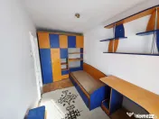Apartament cu 3 camere de vânzare în zona Maratei