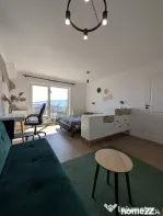 Apartament cu o camera si parcare, zona Primariei