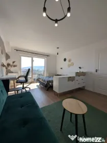 Apartament cu o camera si parcare, prima inchiriere, zona Primariei