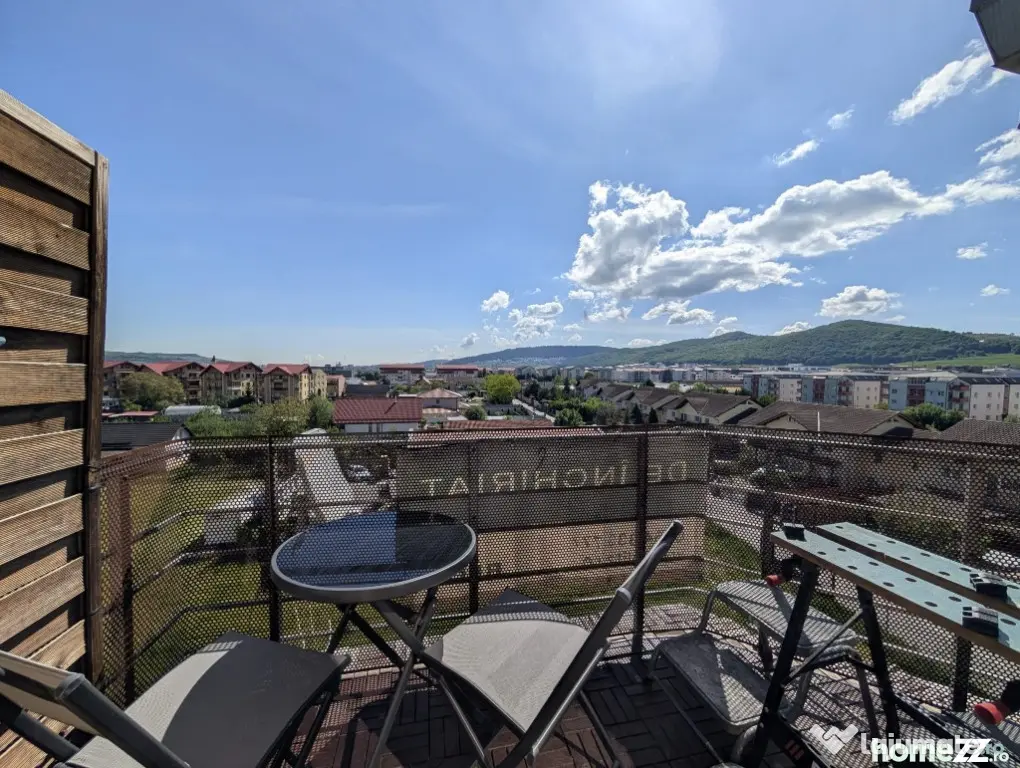 Apartament cu o camera si parcare, prima inchiriere, zona Primariei