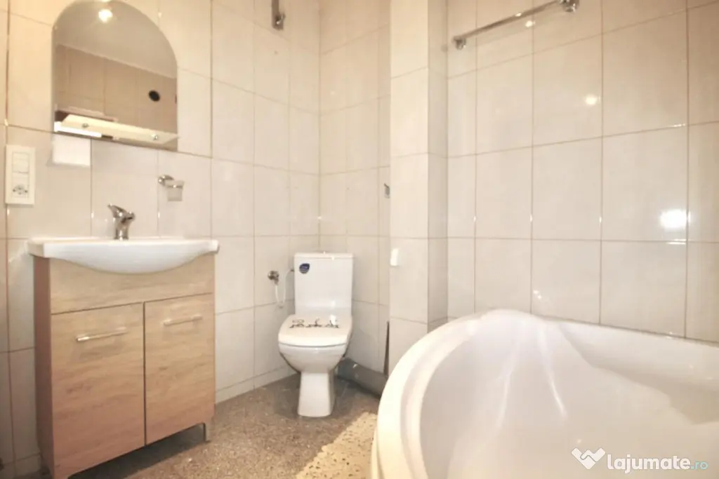 UNIVERSITATE-BLOC DUNAREA, 1980, APARTAMENT CU BALCON 17 MP!