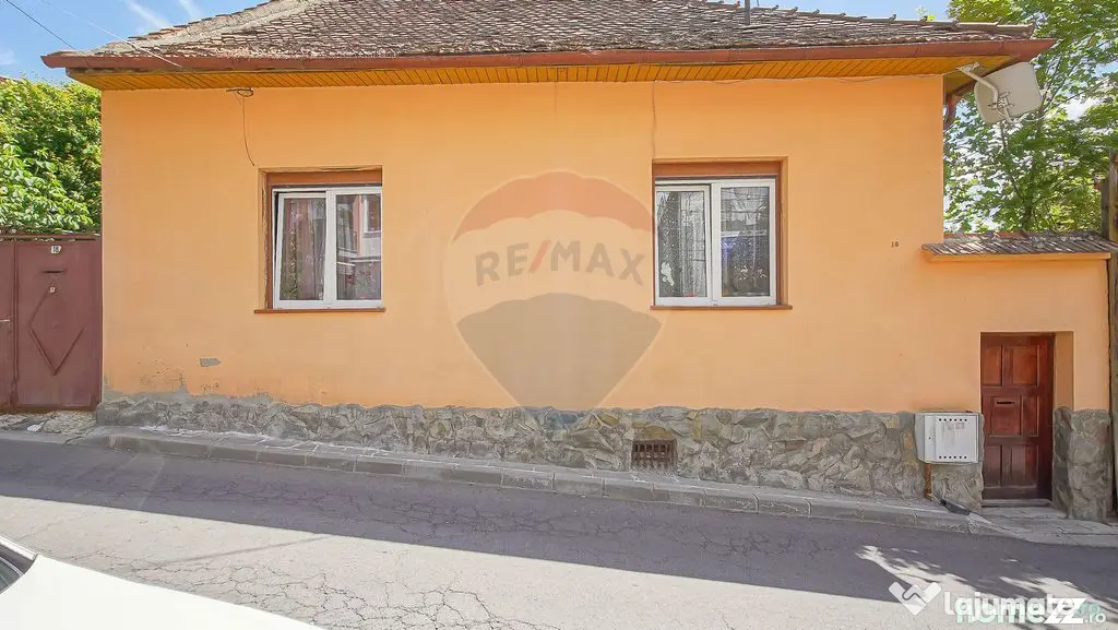 Casă individuală de vânzare pe str. Cloșca din Brașo...