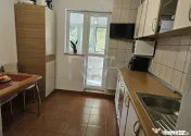 3 camere, 2/8, bloc 1979, 70mp-Gorjului 