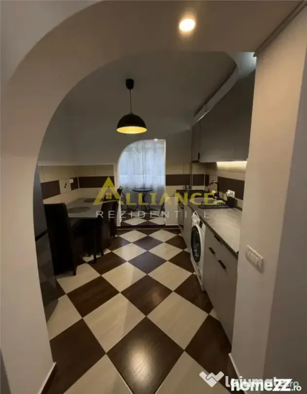 PIATA SUDULUI - APARTAMENT 3 CAMERE DE INCHIRIAT