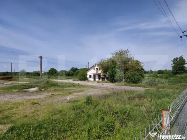 Teren la DN – 40.000 mp, intravilan, toate utilitățile, - Dragomiresti (Dambovita)