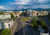 Spatiu vizibil,acces dublu,trafic intens,3 incaperi,flexibil