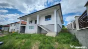 Casa pe un singur nivel, 180 mp, zona Nazna 