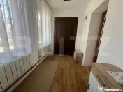Casă de închiriat, 110 mp, 2 dormitoare, curte și parcare
