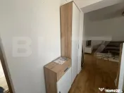 Casă de închiriat, 110 mp, 2 dormitoare, curte și parcare