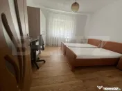 Casă de închiriat, 110 mp, 2 dormitoare, curte și parcare