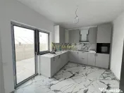 Casa Individuala P M - 4 camere - Pompa de Caldura-Panouri S 