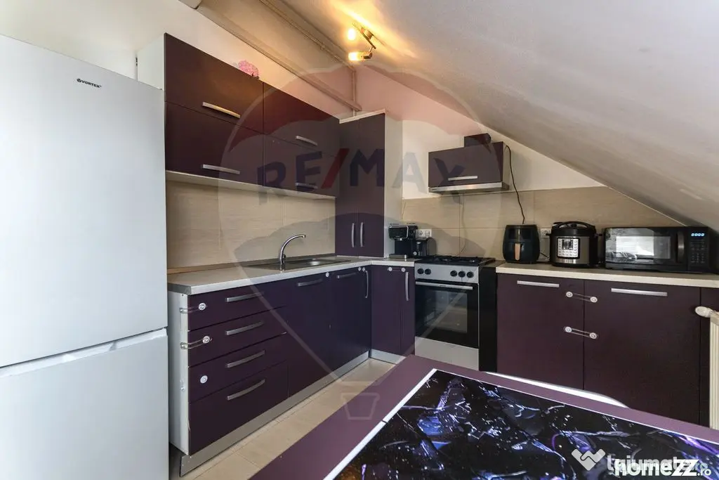 Apartament cu 3 camere de vânzare | 1 loc de parcare| CO...