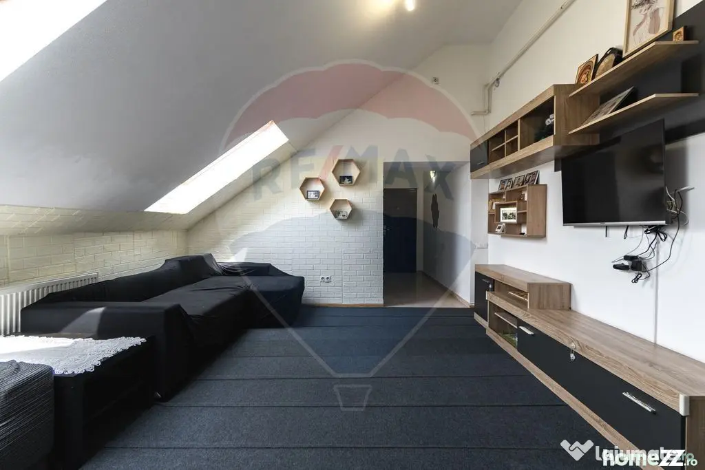 Apartament cu 3 camere de vânzare | 1 loc de parcare| CO...