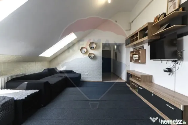 Apartament cu 3 camere de vânzare | 1 loc de parcare| CO...