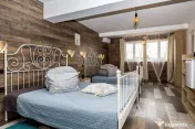 AFACERE FUNCTIONALA - MOTEL, PARCARE TIRURI, CAMPING cu pisc 