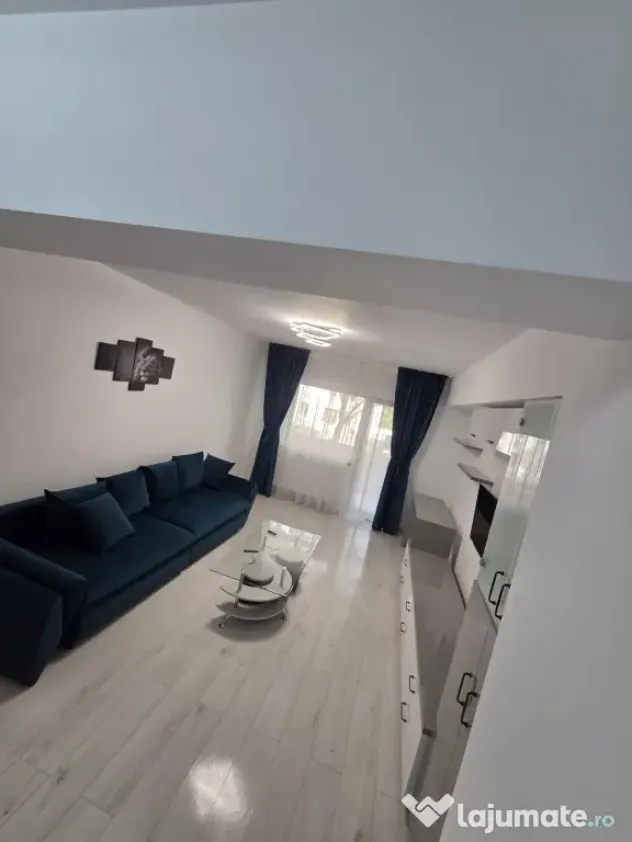 Apartament 2 camere de închiriat, bloc nou Războieni si loc parcare