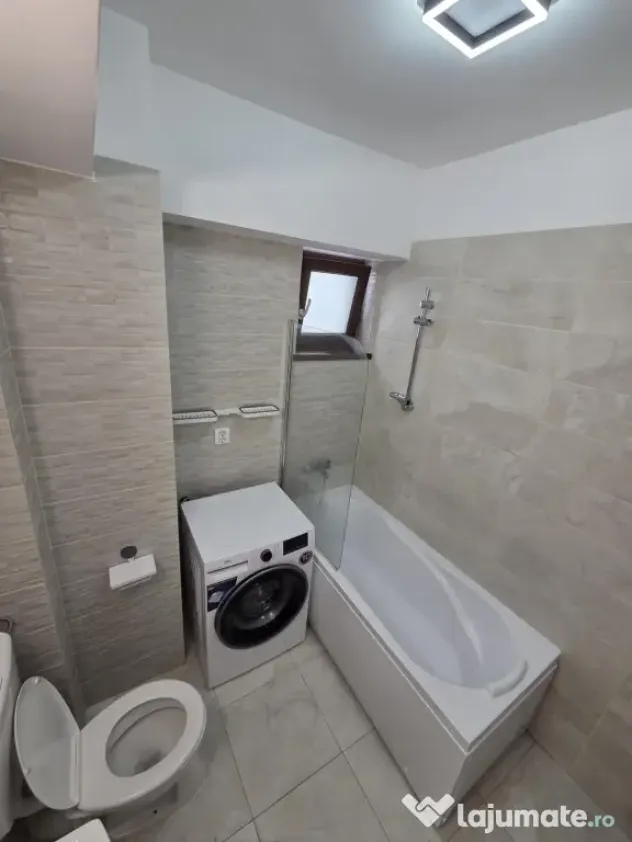 Apartament 2 camere de închiriat, bloc nou Războieni si loc parcare