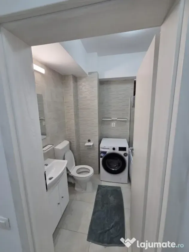 Apartament 2 camere de închiriat, bloc nou Războieni si loc parcare
