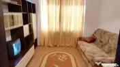 De vanzare garsoniera micro 40, et. 3/3, 27.000 euro 