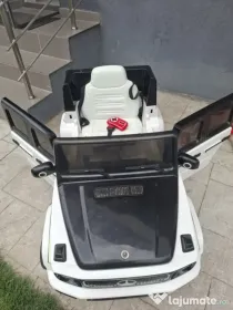 Masina electrica Mercedes Benz