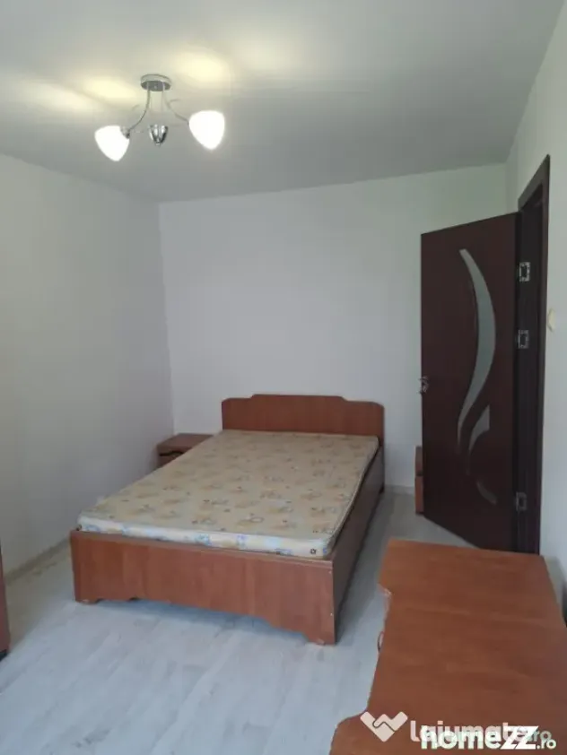 Apartament 2 camere, 48 mp, semidecomandat, mobilat și util - Craiova (Dolj)